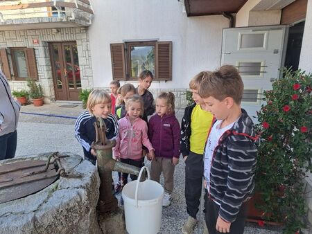 Šola Jelšane, dediščina (13)